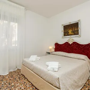 San Samuele Venise